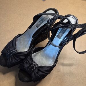 Women's Black Satin Knot Peep-Toe Wedge Sandals - Read